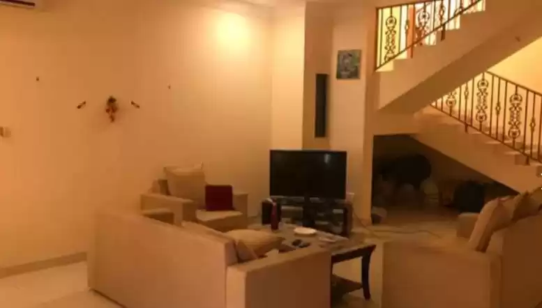 مسکونی املاک آماده 7+ اتاق خواب F/F ویلای مستقل  برای اجاره که در السد , دوحه #9115 - 1  image 